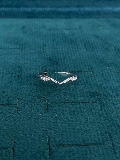92.5 Sterling Silver Twin CZ Shoulder Finger Ring