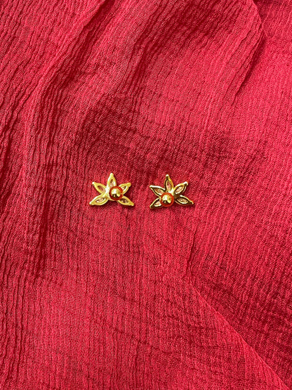 92.5 Silver Gold Plated Five Leaf Centre Stone Earrings | Premium Sparkle Design | Jewellery