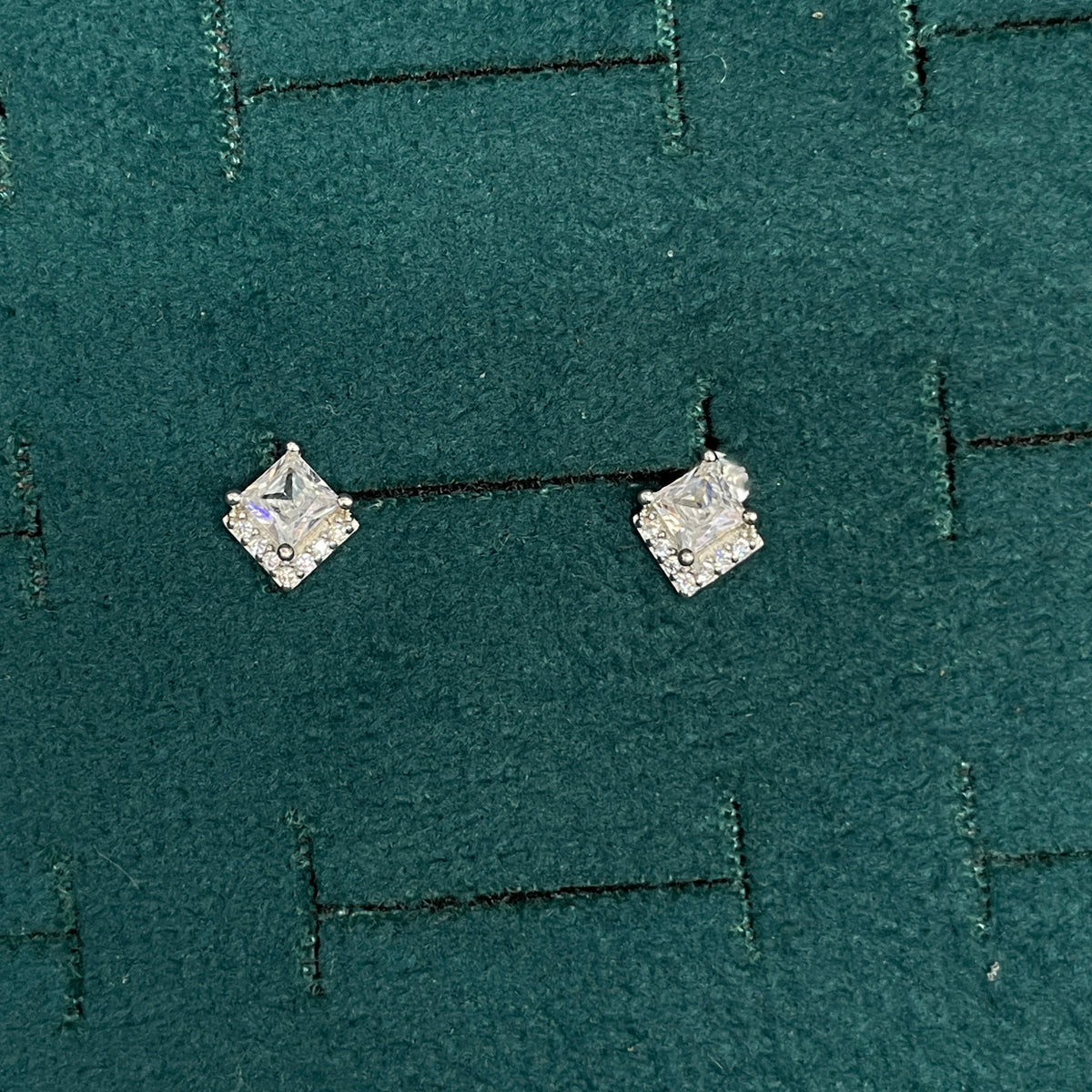 92.5 Silver Classy Stud Earrings | Simple Elegant Finish | Jewellery pair