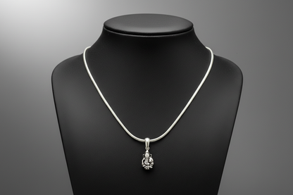 92.5 Silver Vinayaka (Ganesha) Design Pendant for Men & Women – Traditional Temple Style