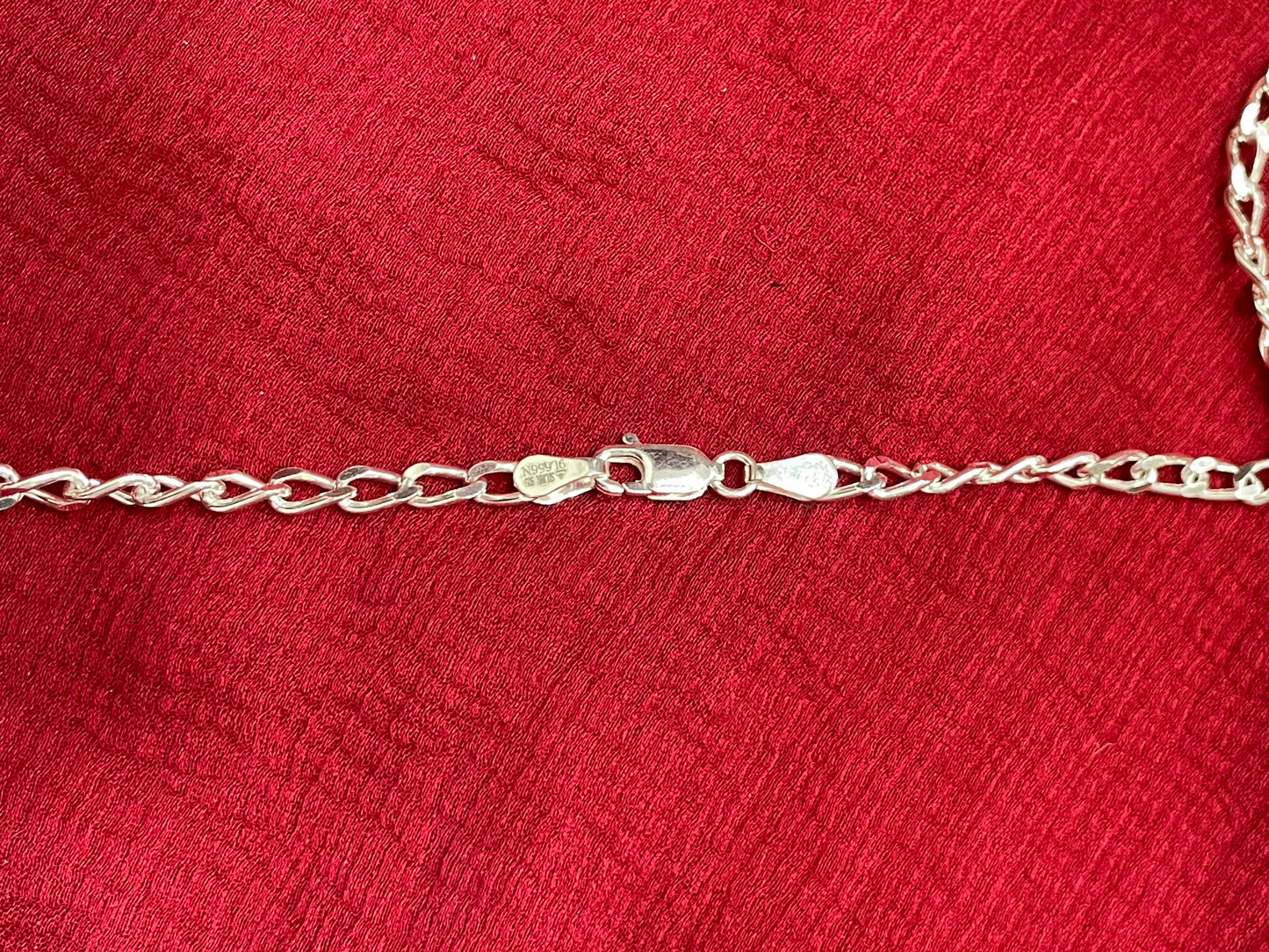 92.5 silver stylish Cuban chain 20 inches
