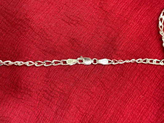 92.5 silver stylish Cuban chain 20 inches