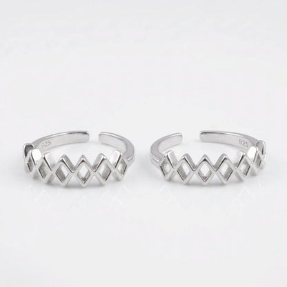92.5 Silver Diamond Frame Toe Rings
