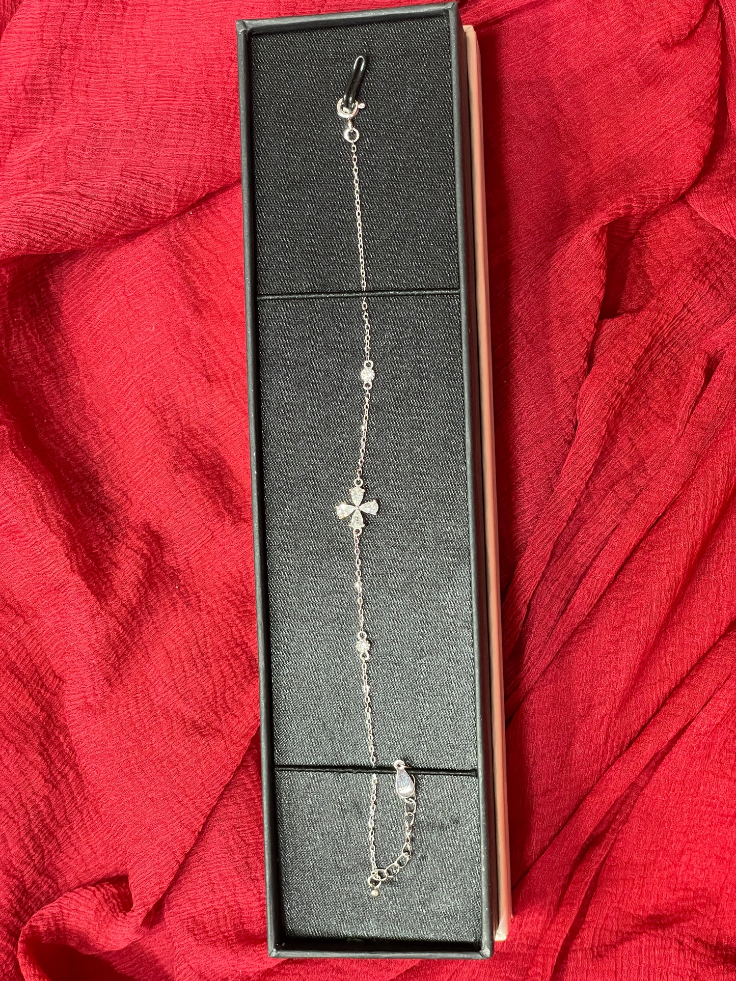 92.5 Silver Flower Bracelet 8 Inches | Premium Stylish Floral Design | Jewellery