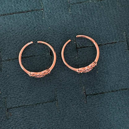 92.5 Silver Rose Gold Plated White CZ Square Loop Toe Rings