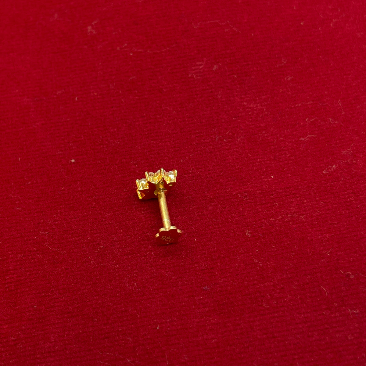 92.5 Sterling Silver Gold Plated Ruby Red CZ Crown Nose Pin for Women