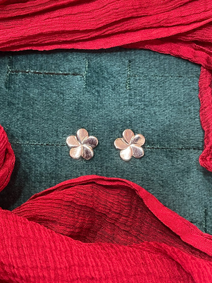 92.5 Silver Floral Earrings for Women | Stylish Elegant Design | Minimal Daily Wear Jewellery