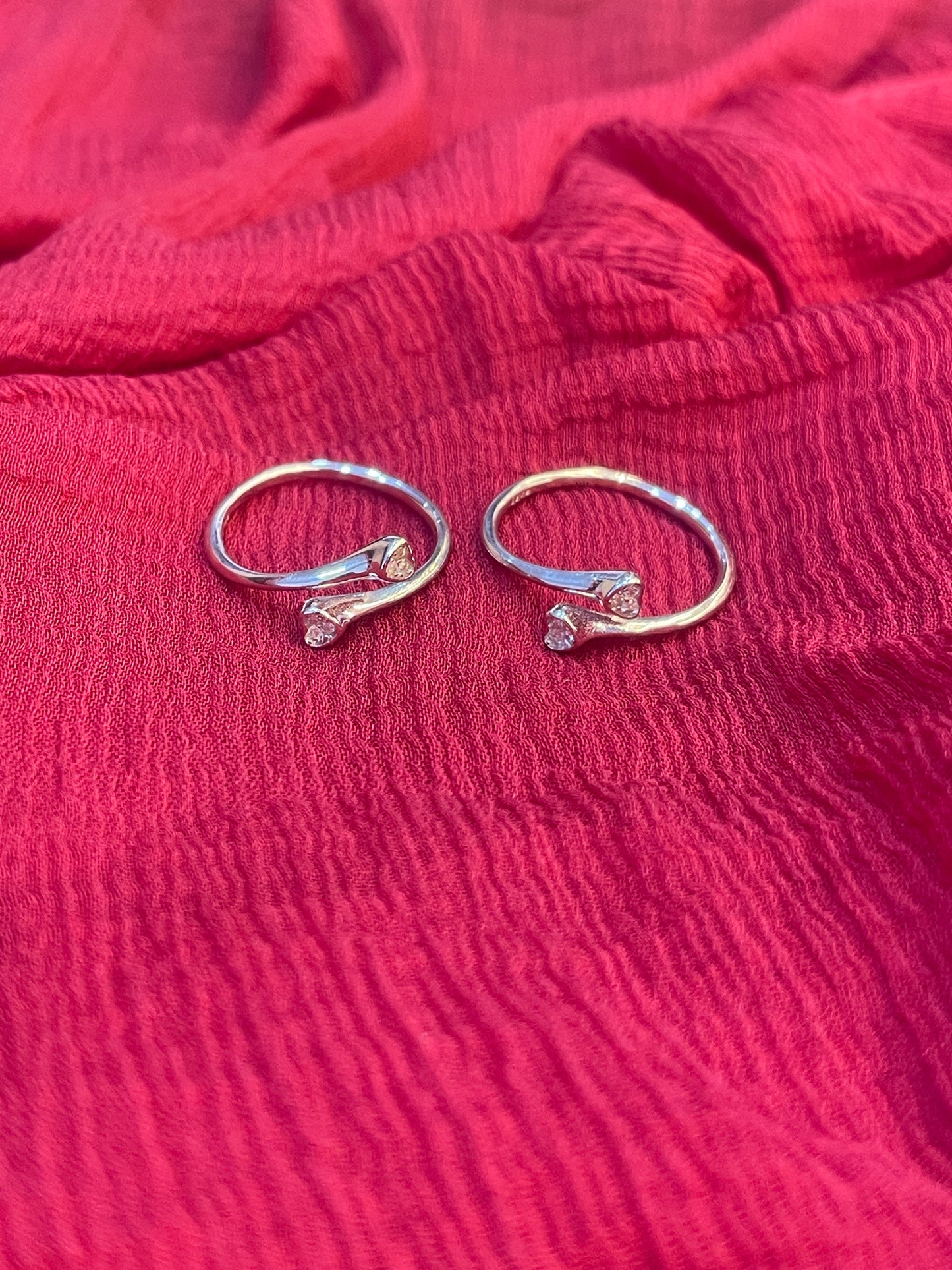 92.5 Silver Minimal Heart Toe Rings for Women | Elegant Love Design | Traditional Jewellery