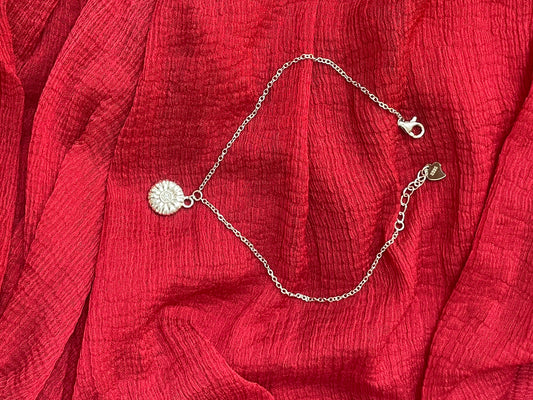 92.5 Silver Minimal Flower Bracelet for Women 8 Inches | Stylish Floral Design | Elegant Jewellery