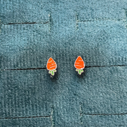 925 Silver Carrot Hoops