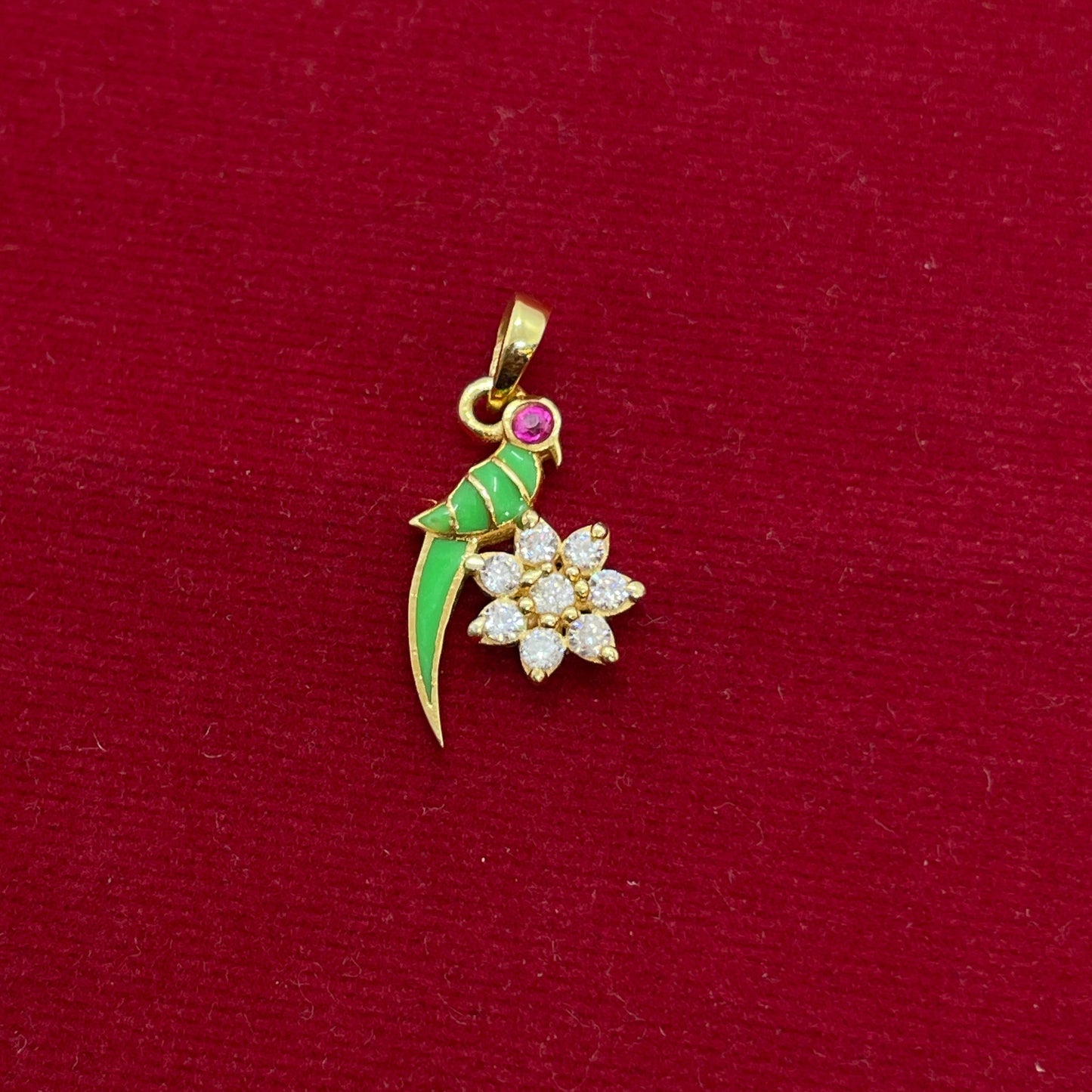 92.5 silver Gold-Plated Parrot Pendant