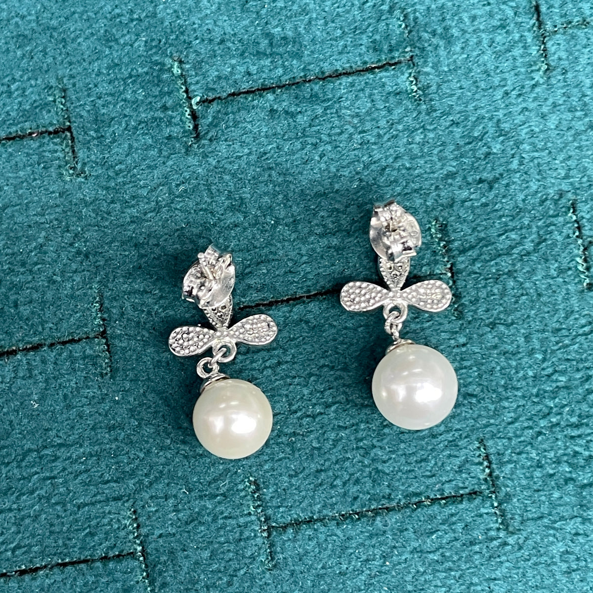 92.5 Silver Pearl Hanging Earrings for Women | Stylish Dangle Design | Elegant Jewellery pair