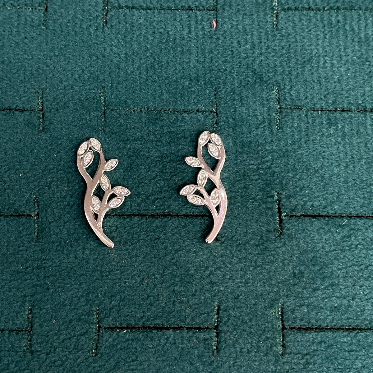 92.5 Sterling Silver Ear Cuffs for Women | Stylish Leaf Design with White Stones pair