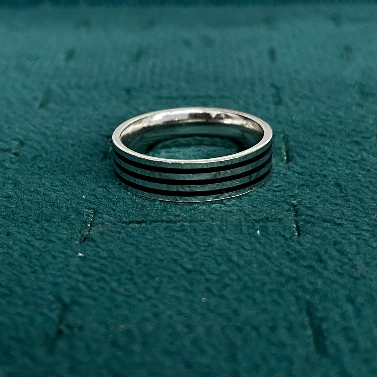 92.5 Silver Triple Black Stripe Band Ring for Men - Size 15