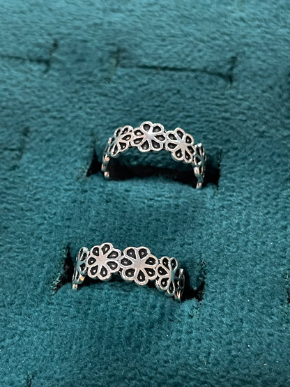 92.5 Silver Toe Rings for Women | Daisy Oxidised Design | Traditional Jewellery