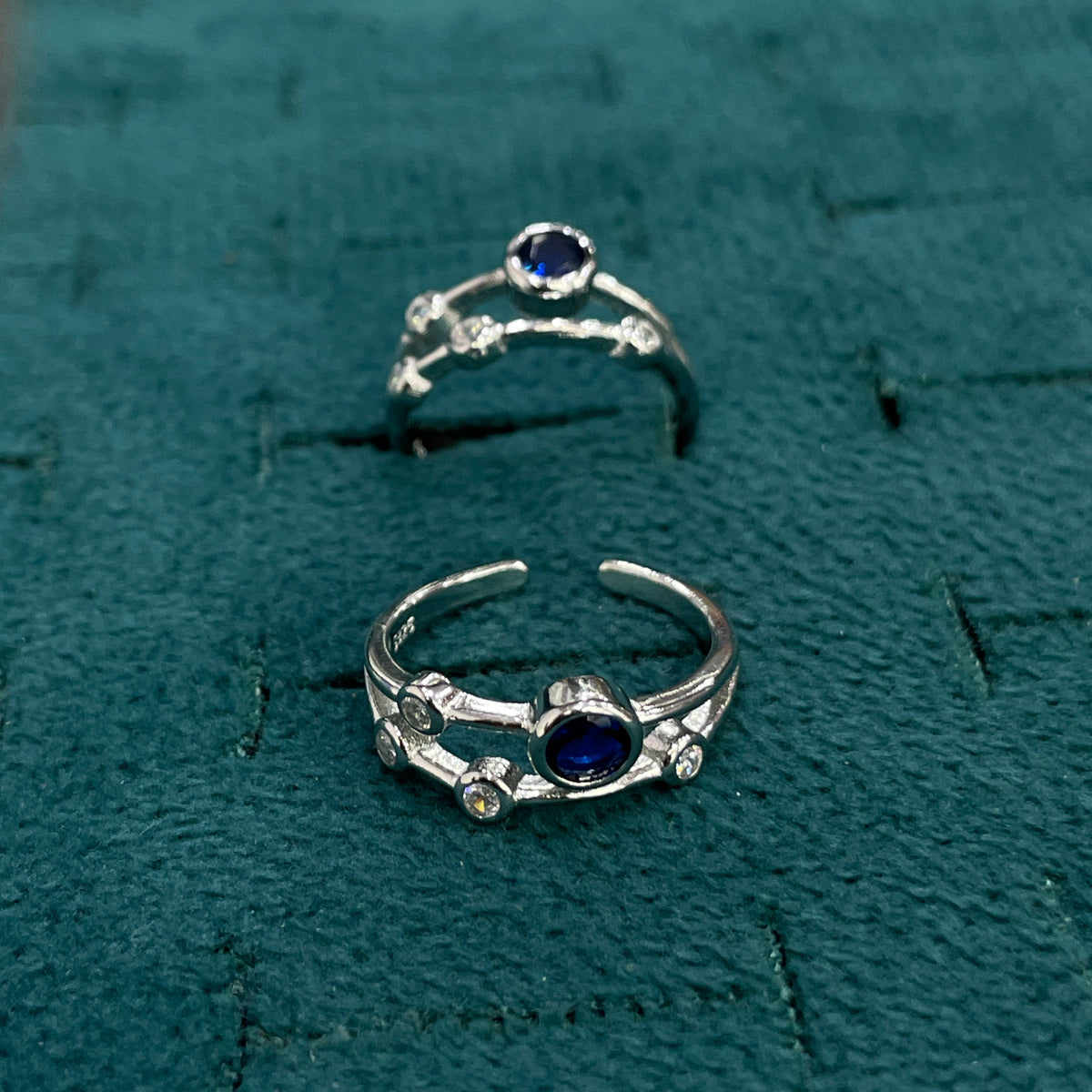 92.5 Silver Blue & White CZ Double Band Toe Rings for Women