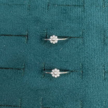 92.5 Sterling Silver CZ Sunflower Petal Toe Rings for Women