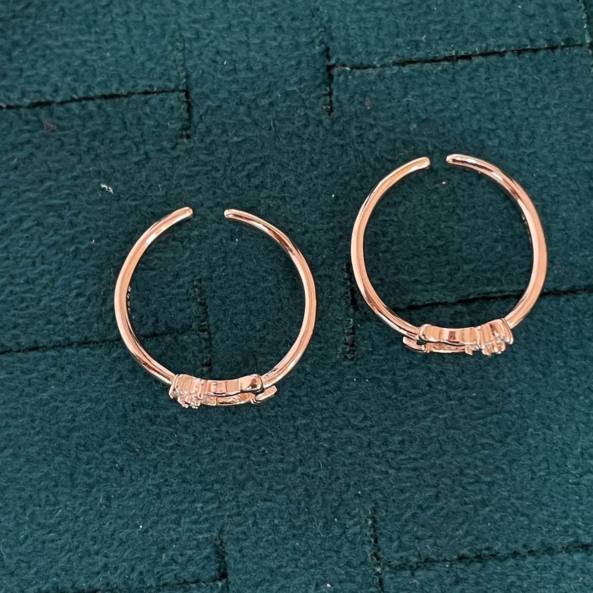 92.5 Silver Rose Gold Plated White CZ Kitty Toe Rings