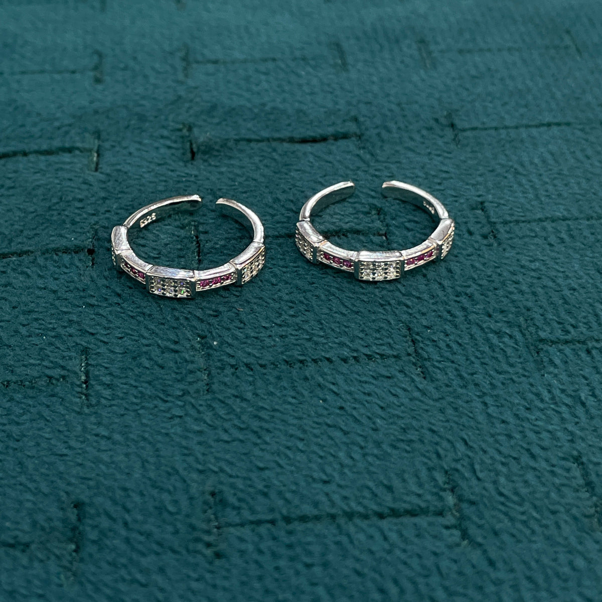 92.5 Silver Pink & White CZ Pave Block Toe Rings for Women