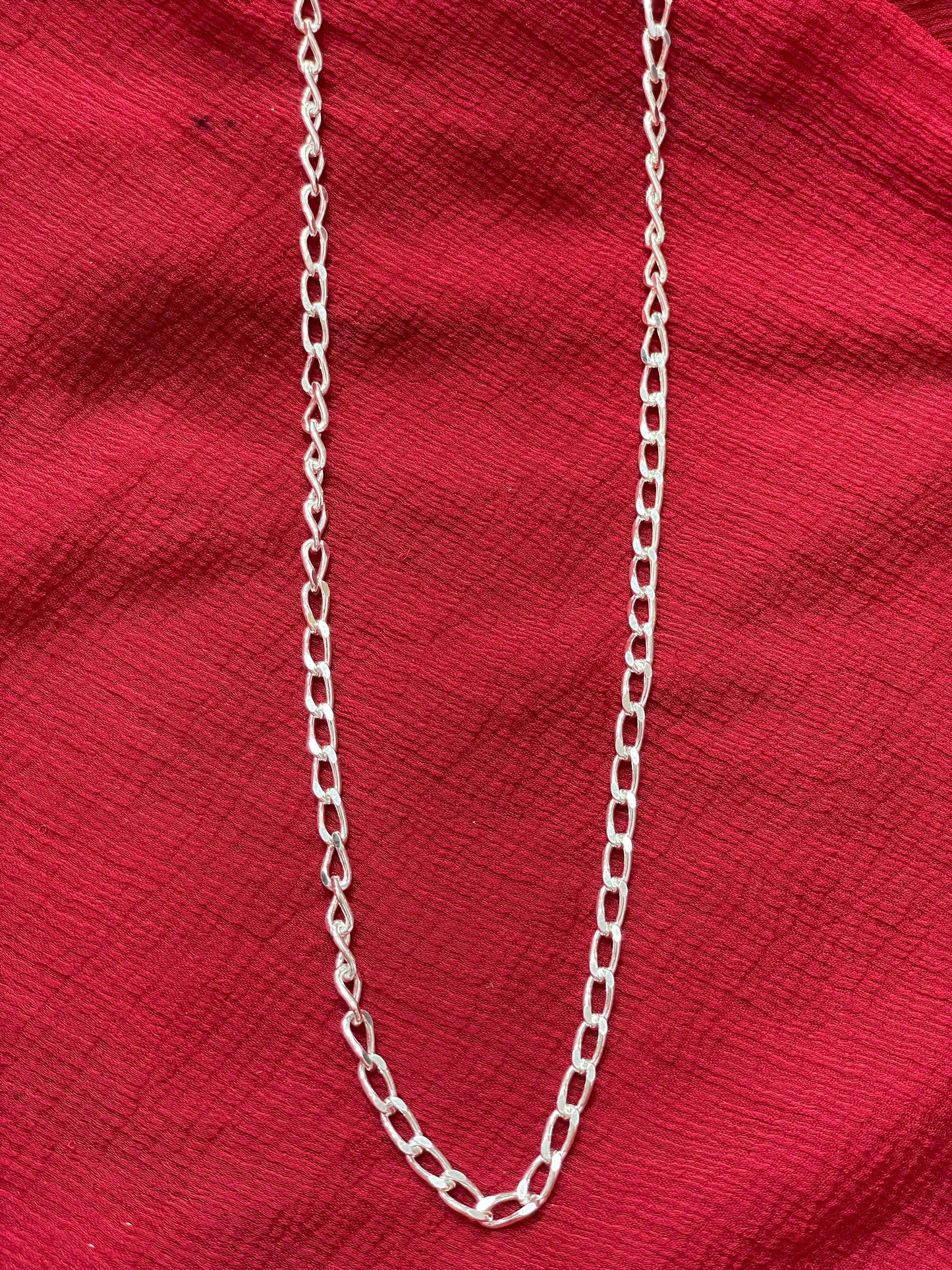 92.5 silver classy Cuban chain 20 inches