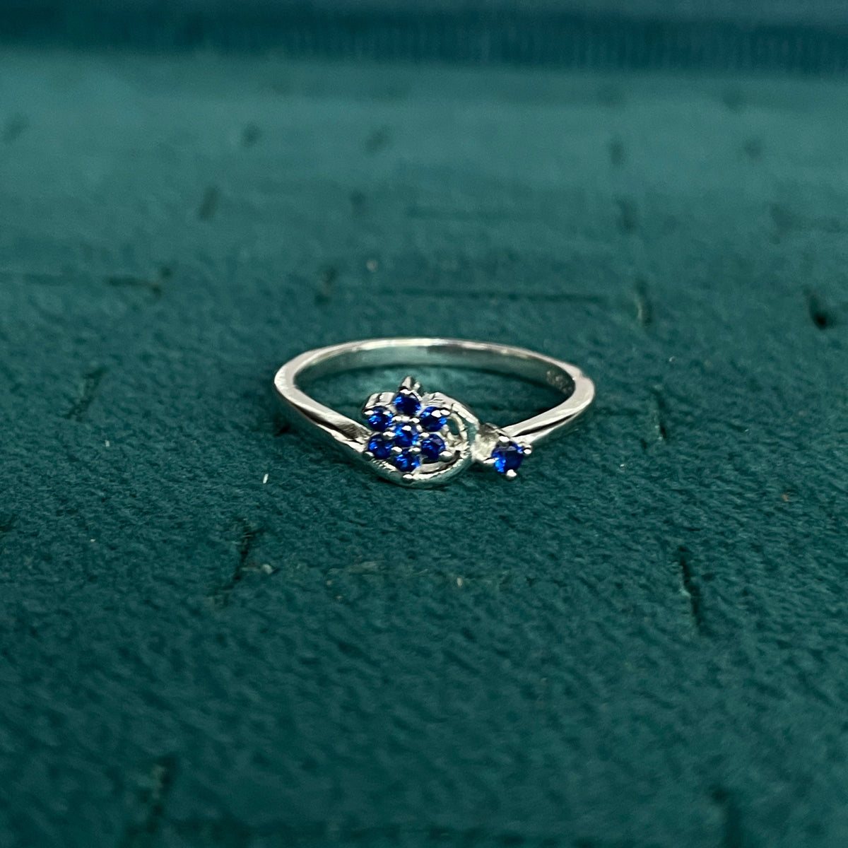 92.5 Silver Blue Stone Floral Ring for Women - Size 14