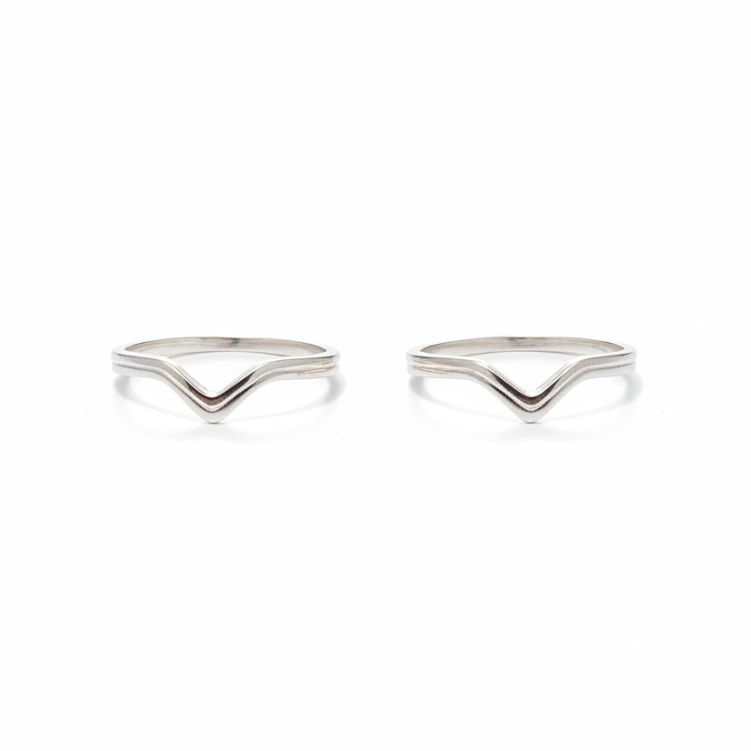 92.5 silver classy stylish V toe rings