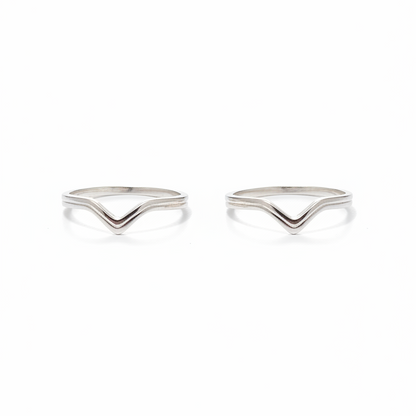 92.5 silver classy stylish V toe rings