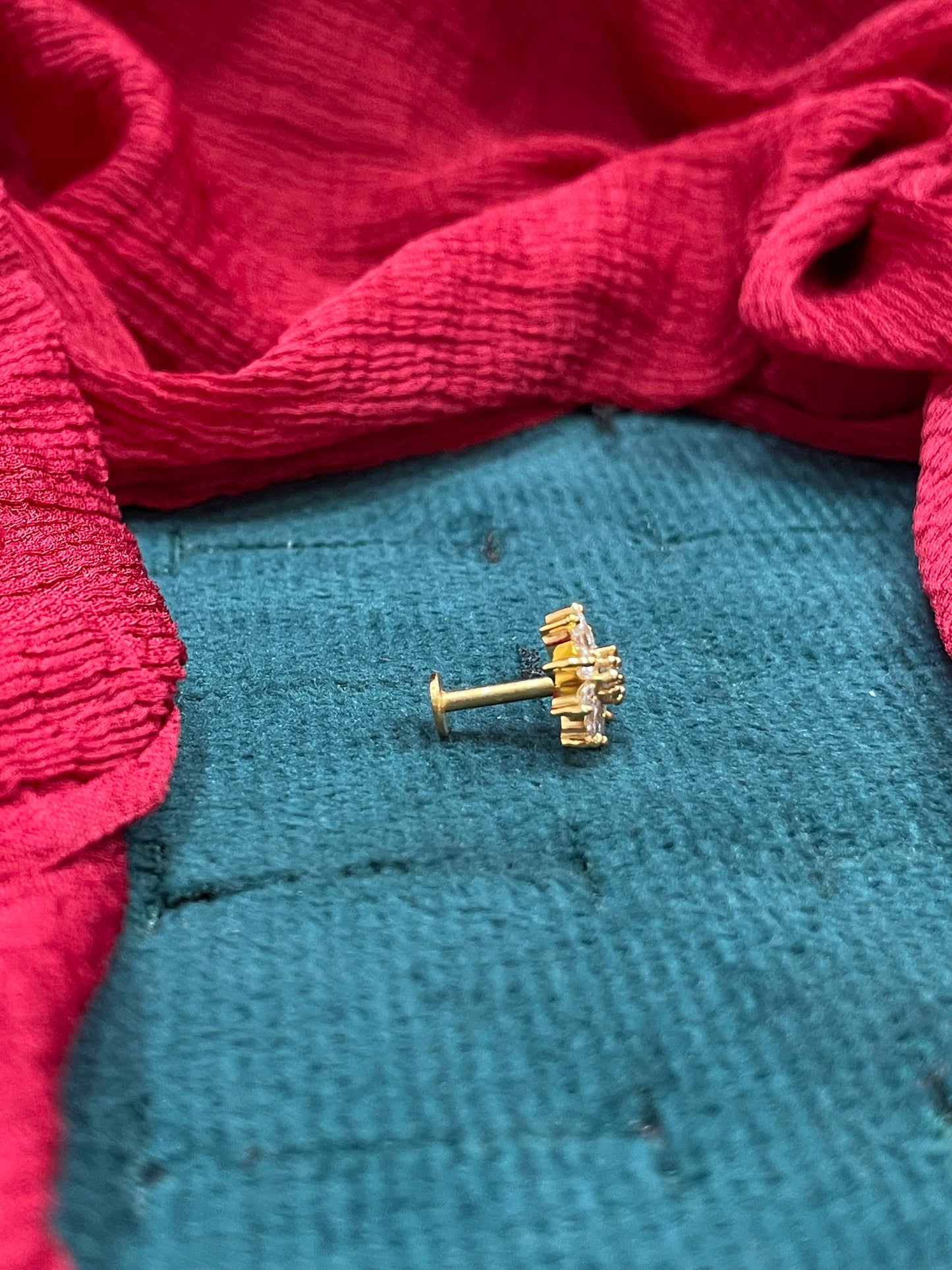 925 Silver Gold Plated Daisy Nosepin