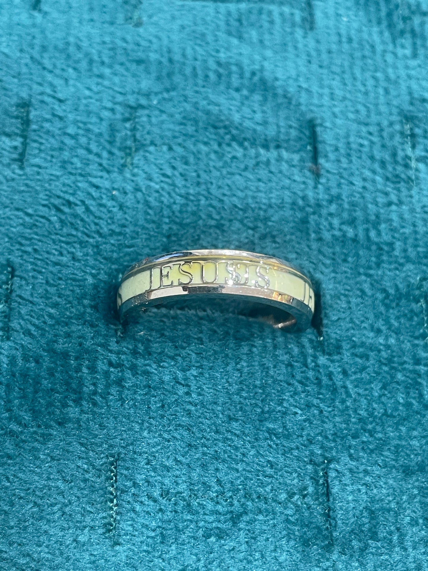 92.5 Silver JESUS Men’s Ring Size 16 | Stylish Spiritual Design | Elegant Jewellery