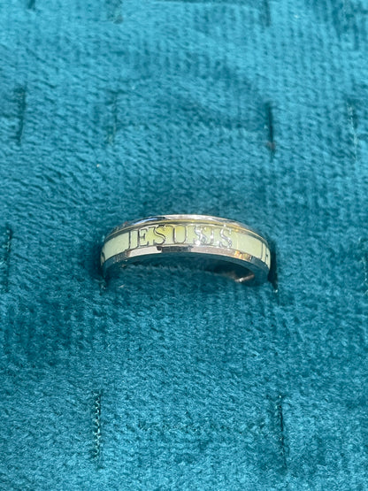92.5 Silver JESUS Men’s Ring Size 16 | Stylish Spiritual Design | Elegant Jewellery