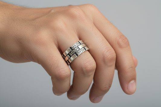 92.5 Silver Oxidised Men’s Ring Size 19 | Stylish Classic Vintage Design | Elegant Jewellery