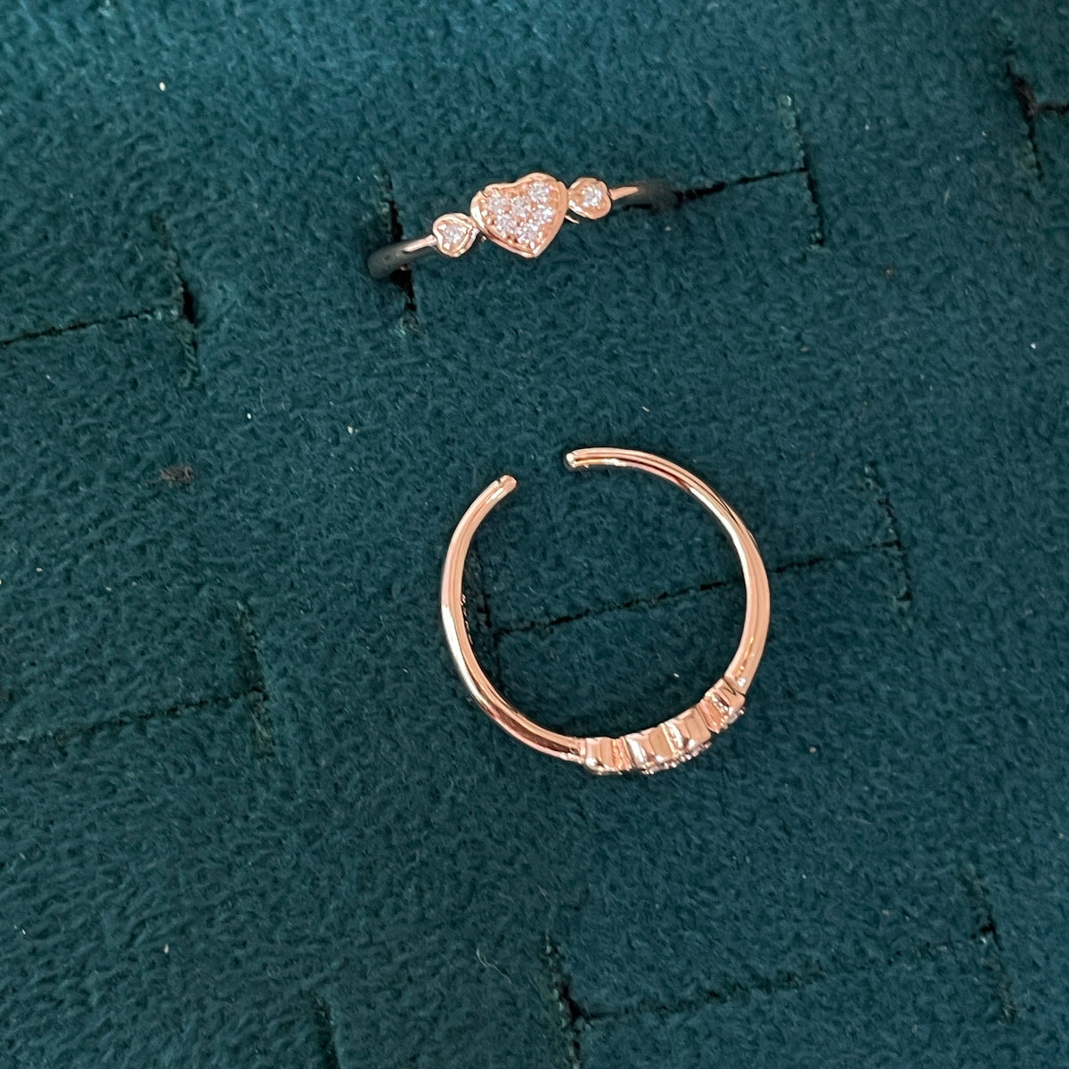 92.5 Silver Rose Gold Plated White CZ Triple Heart Toe Rings