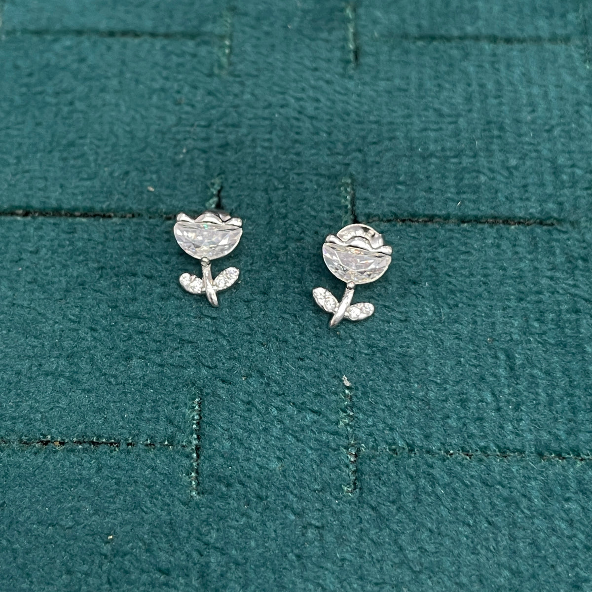 92.5 Silver Rose Stud Earrings | Classy Premium Floral Design | Jewellery pair