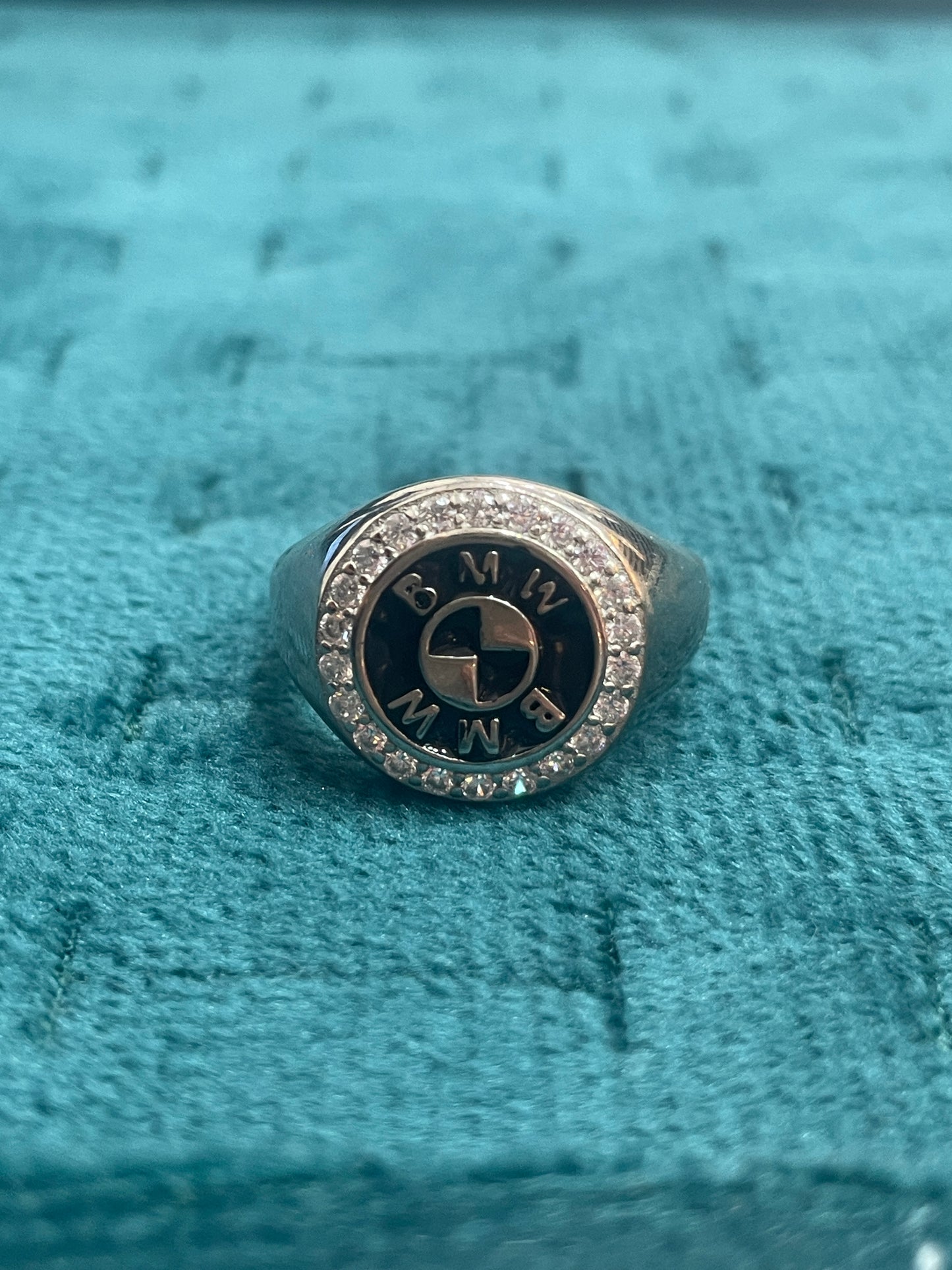 92.5 Silver BMW Men’s Ring Size 18 | Stylish Logo Design | Elegant Jewellery
