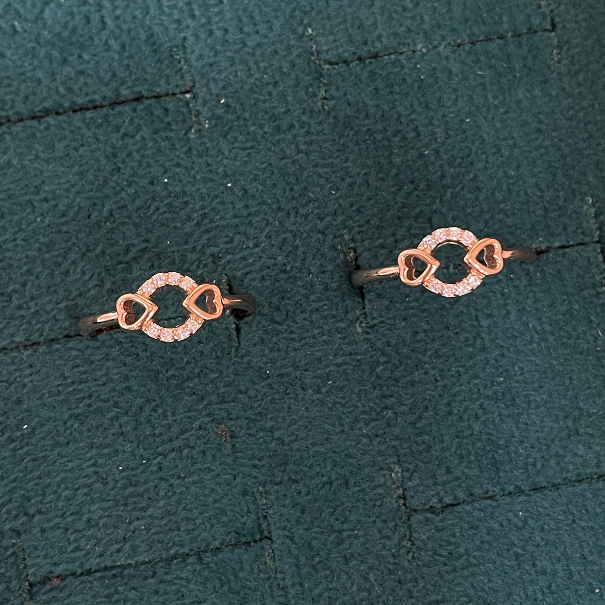 92.5 Silver Rose Gold Plated White CZ Heart Circle Toe Rings