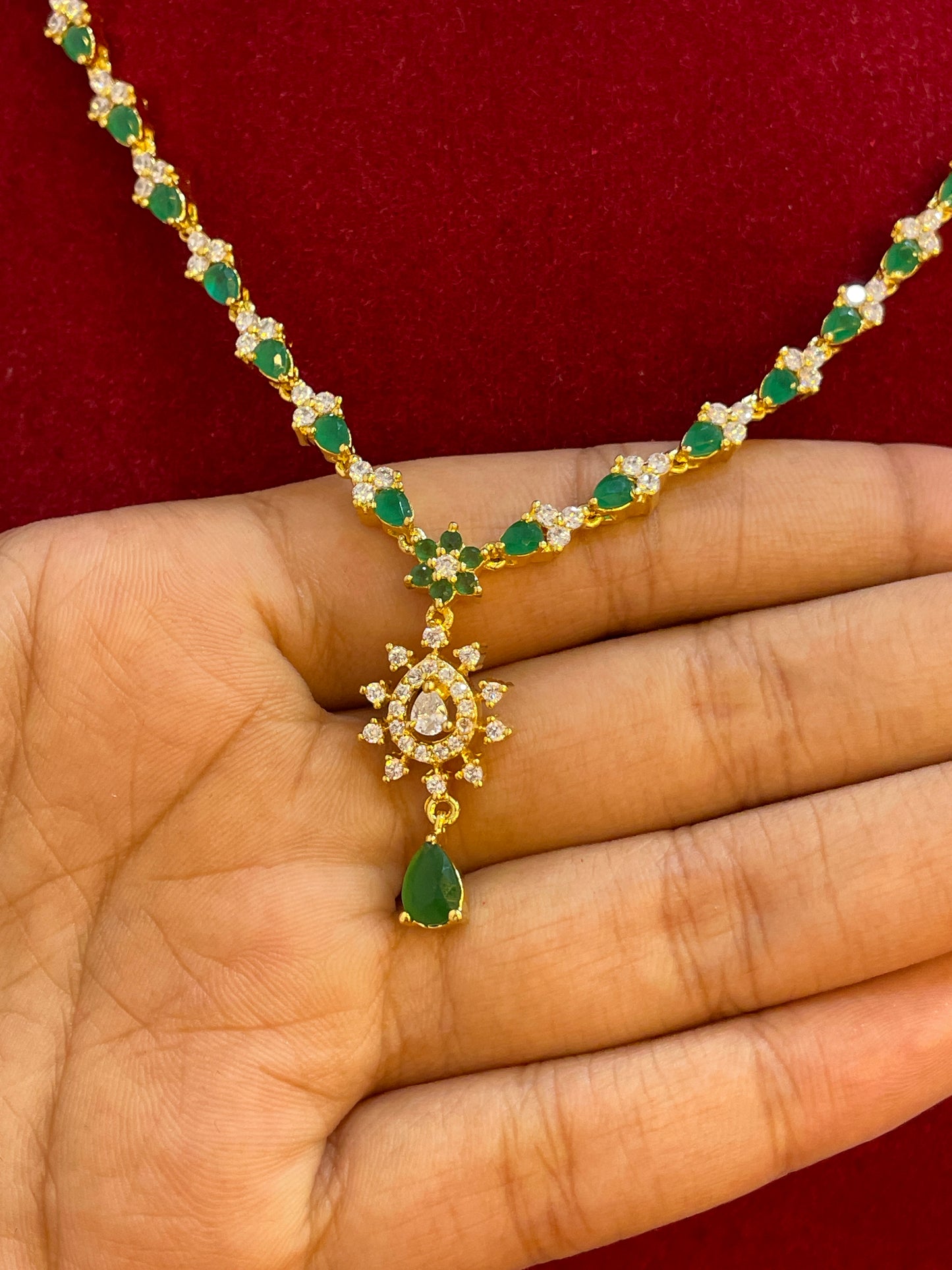 92.5 silver gold plated classic green stone necklace with earrings