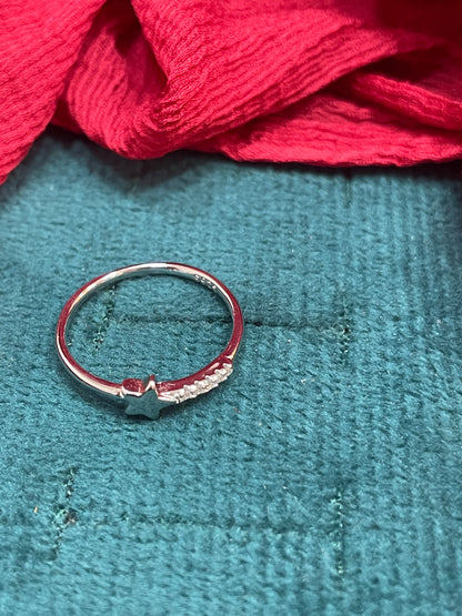 92.5 Silver Shooting Star Ring - Size 10