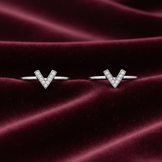 925 Silver V Toe rings