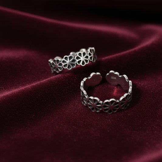 92.5 Silver Toe Rings for Women | Daisy Oxidised Design | Traditional Jewellery