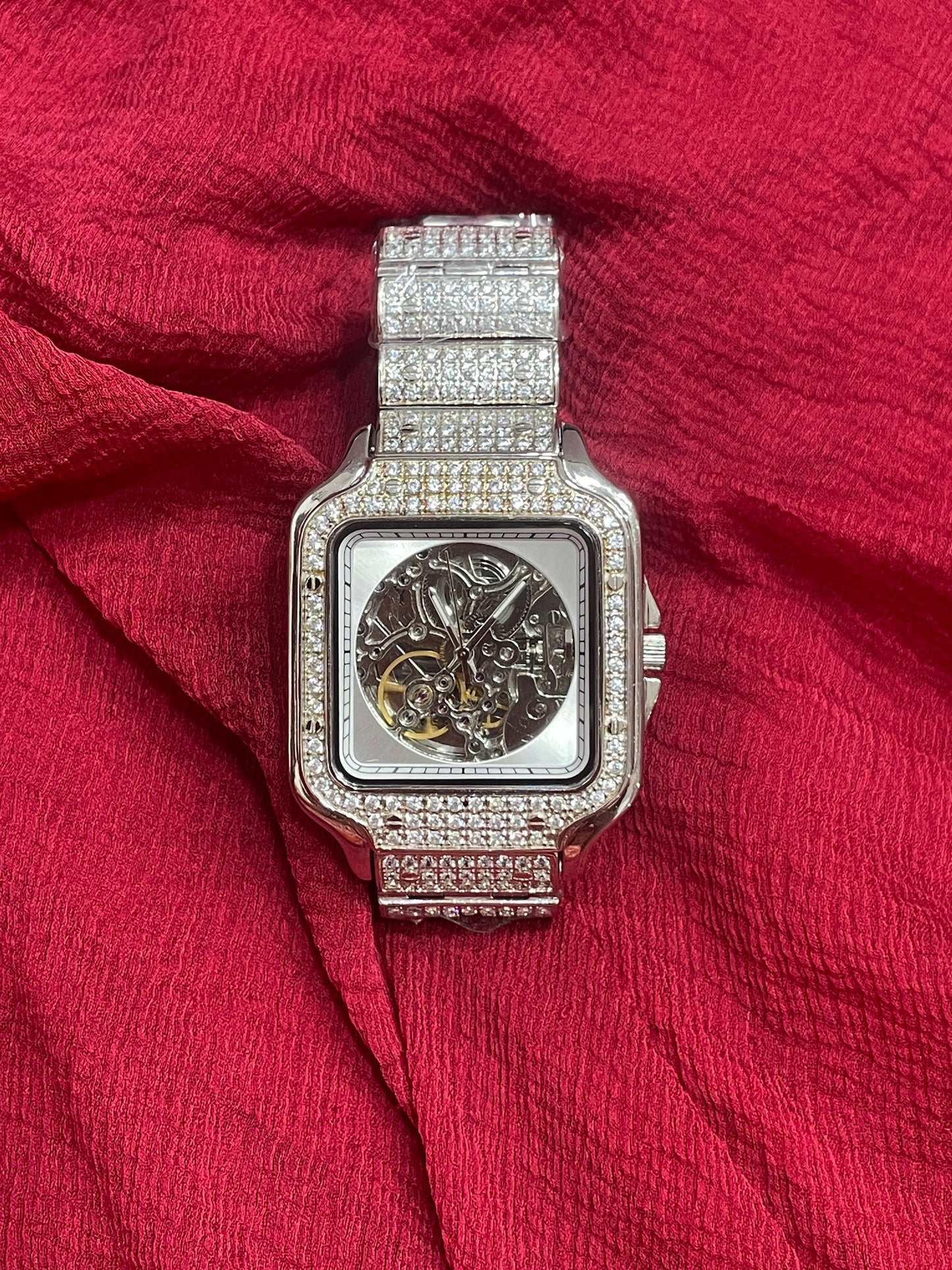 92.5 Silver Premium Stylish Watch | Elegant Modern Design | Jewellery
