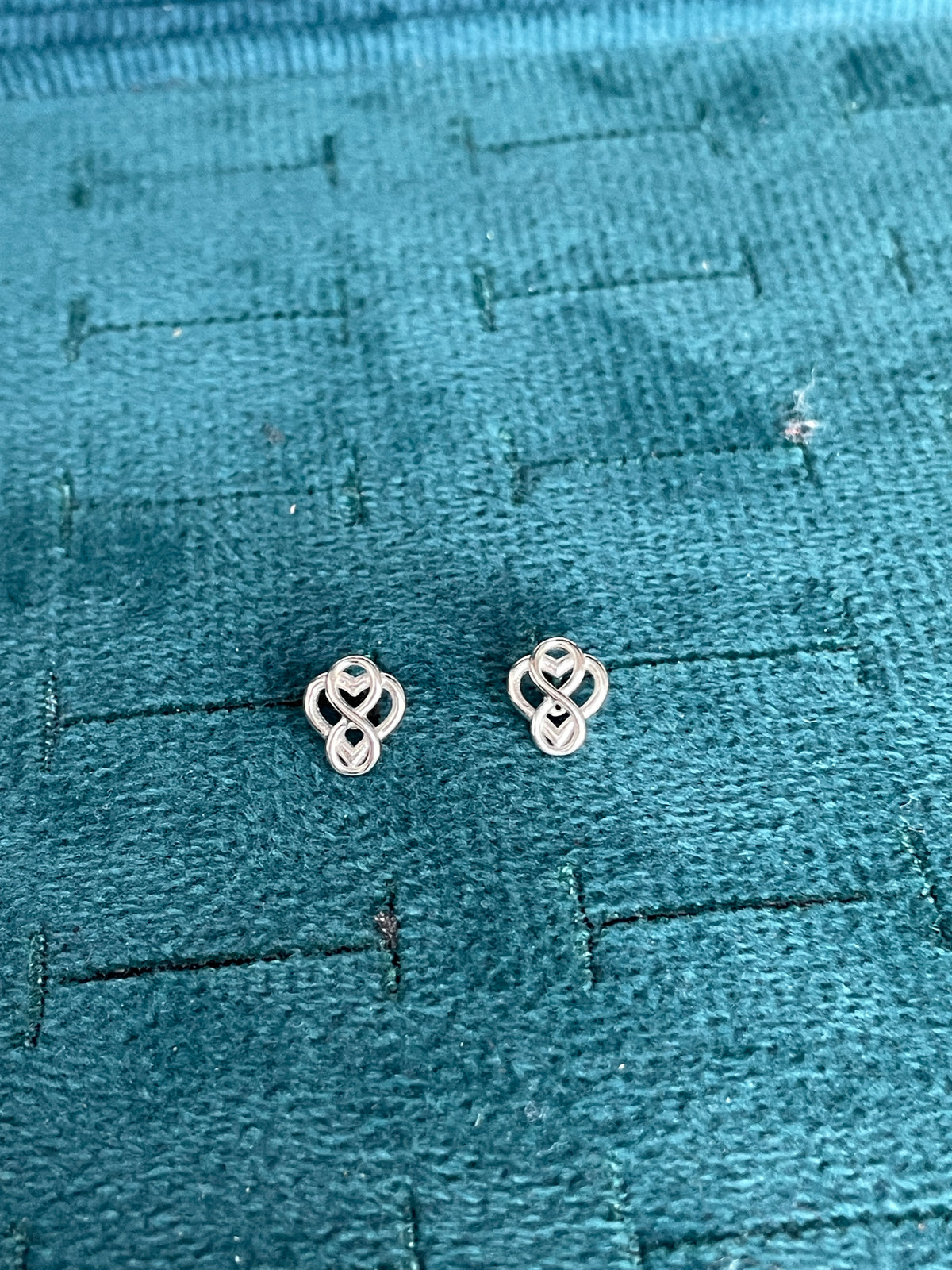 92.5 Sterling Silver Interlocking Double Heart Knot Stud Earrings for Women pair