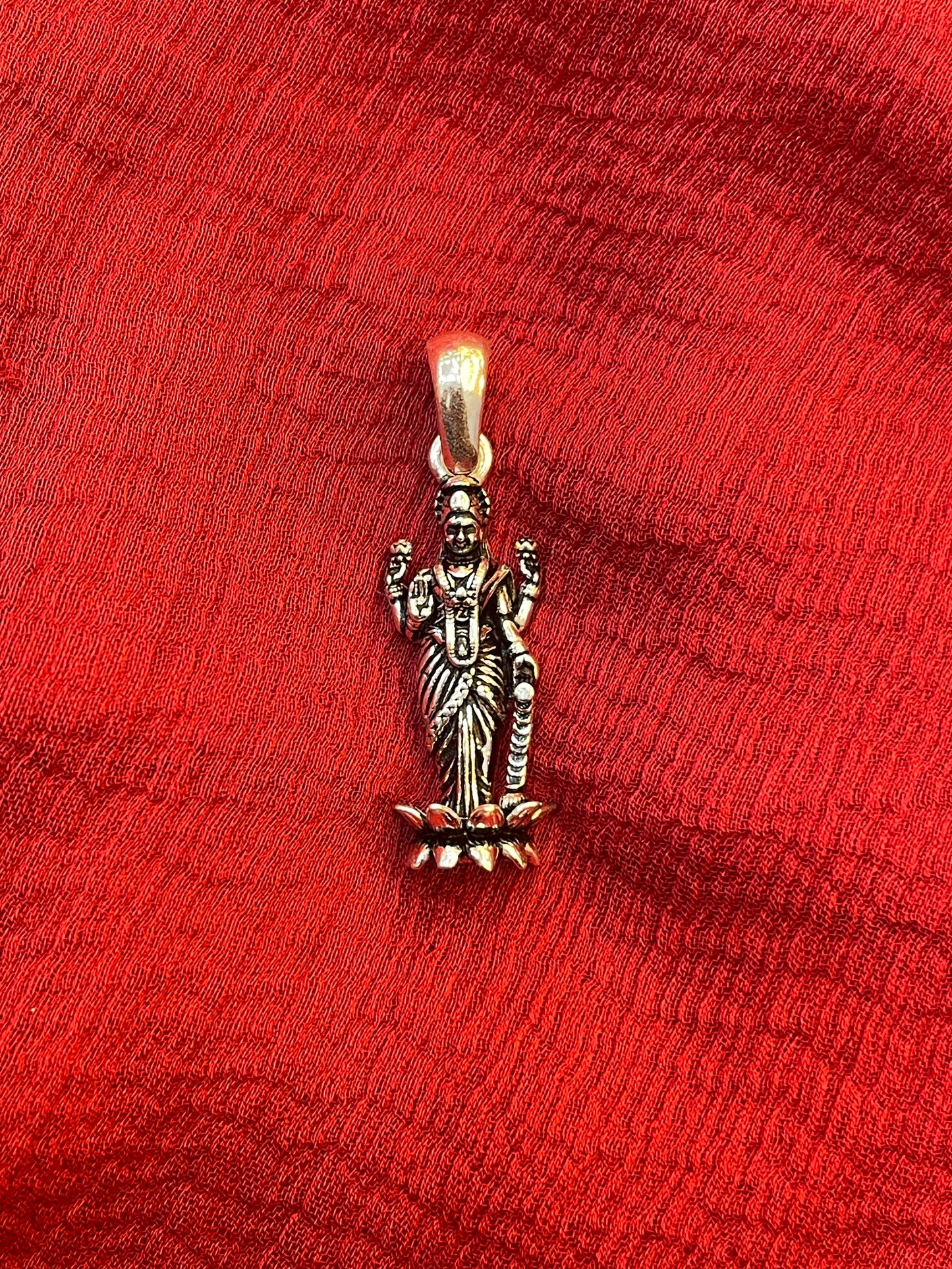 92.5 Silver Lakshmi Devi Design Pendant for Women – Traditional Temple Style