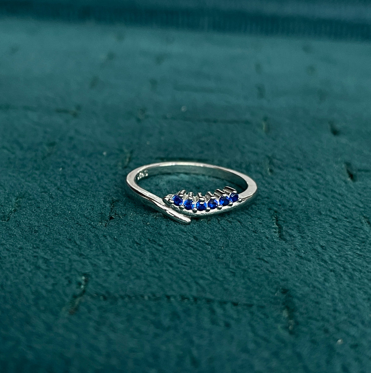 92.5 Silver Blue Stone Wave Ring for Women- Size 12