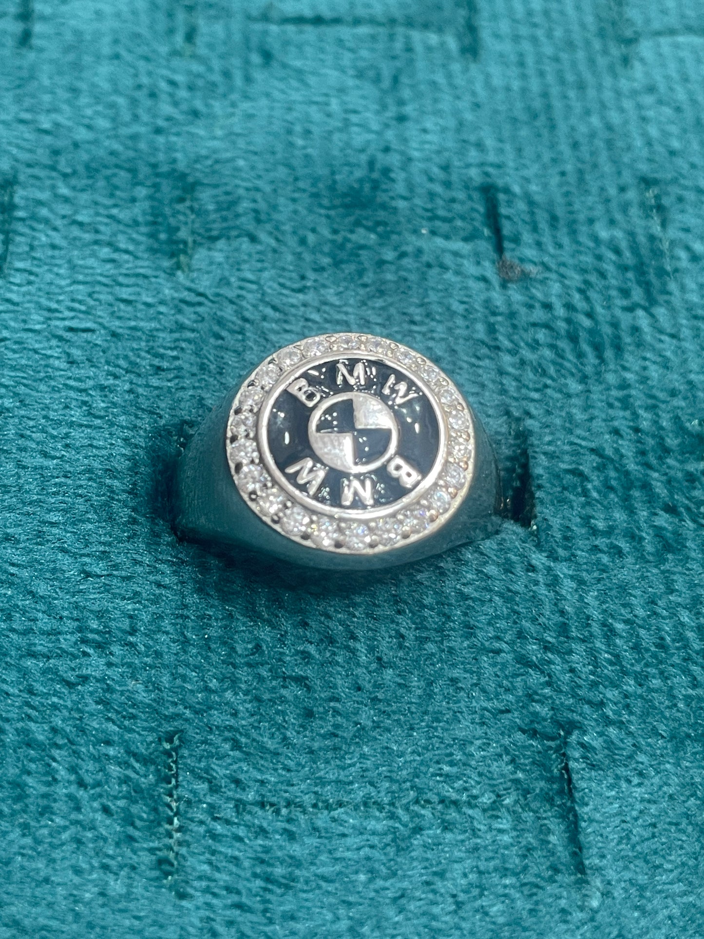 92.5 Silver BMW Men’s Ring Size 18 | Stylish Logo Design | Elegant Jewellery
