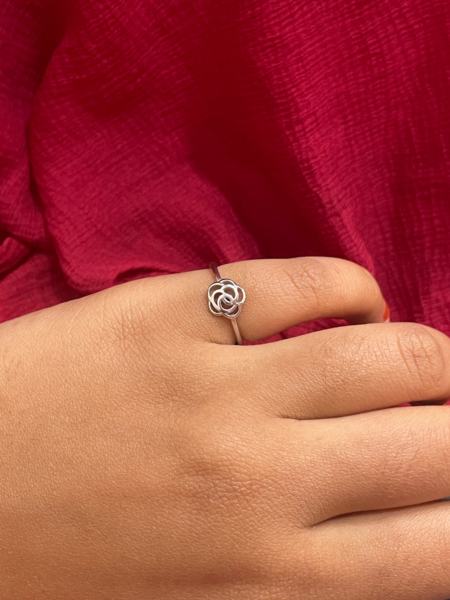92.5 Silver Simple Flower Ring for Women Size 12 | Stylish Delicate Design | Elegant Fashion Jewellery