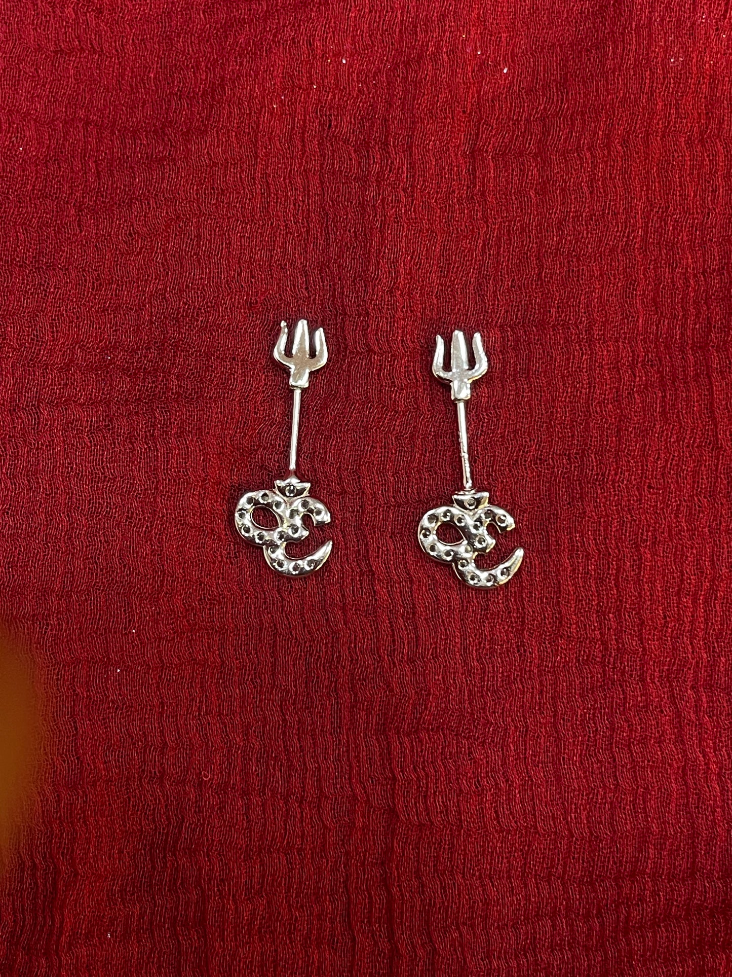 925 Silver Om Trishul Bugadi