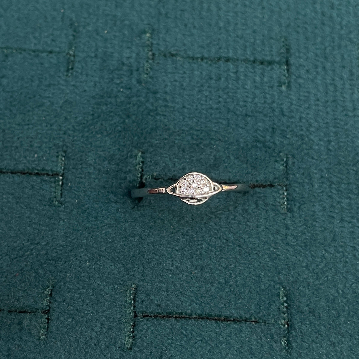 92.5 Sterling Silver Pave CZ Saturn Planet Finger Ring for Women
