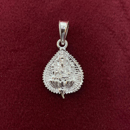 92.5 Sterling Silver Ganesha Banyan Leaf Coin Pendant