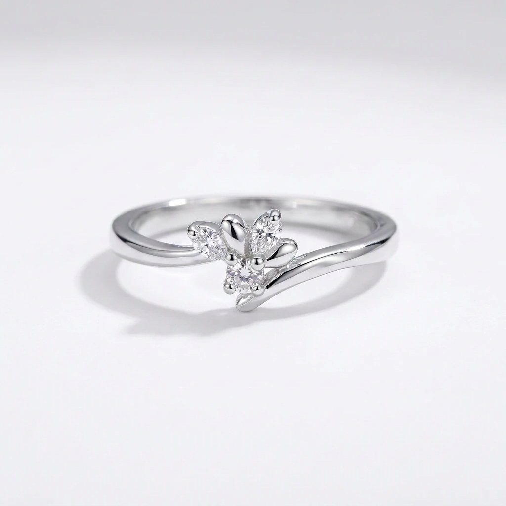 92.5 Silver Clear Stone Floral Ring for Women