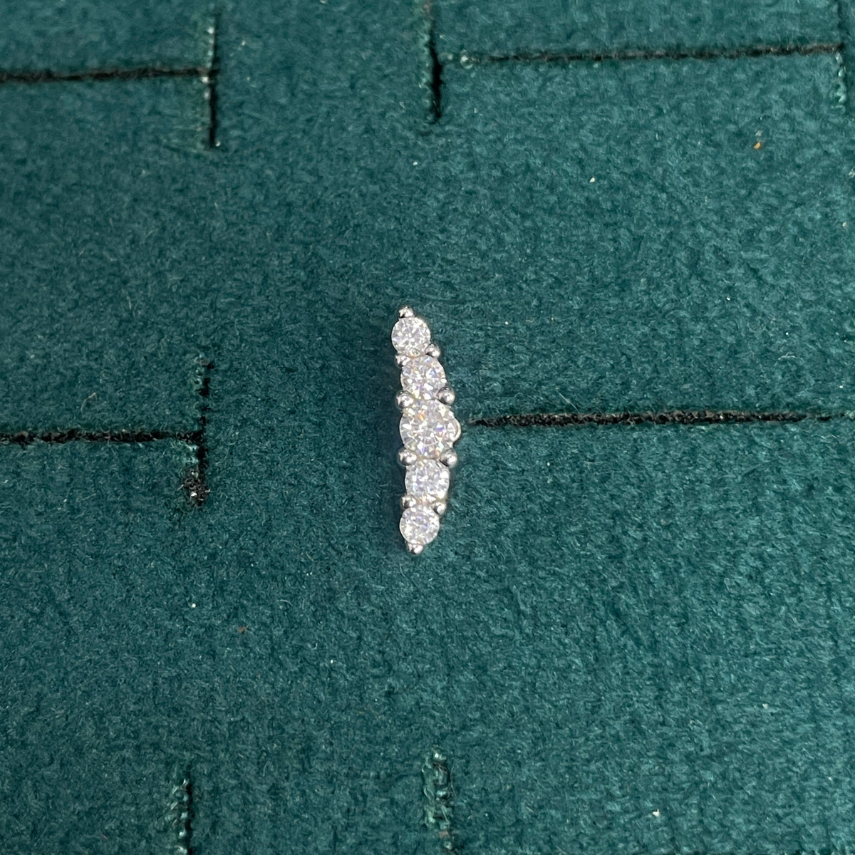 92.5 Silver Clear Stone Curve Studs Pair